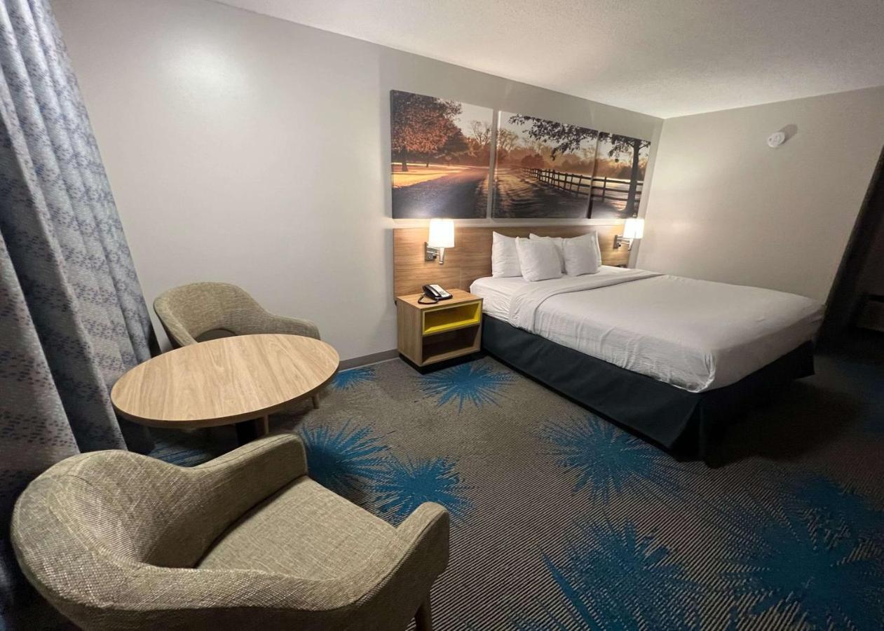 Days Inn By Wyndham Valdosta I-75 Kültér fotó